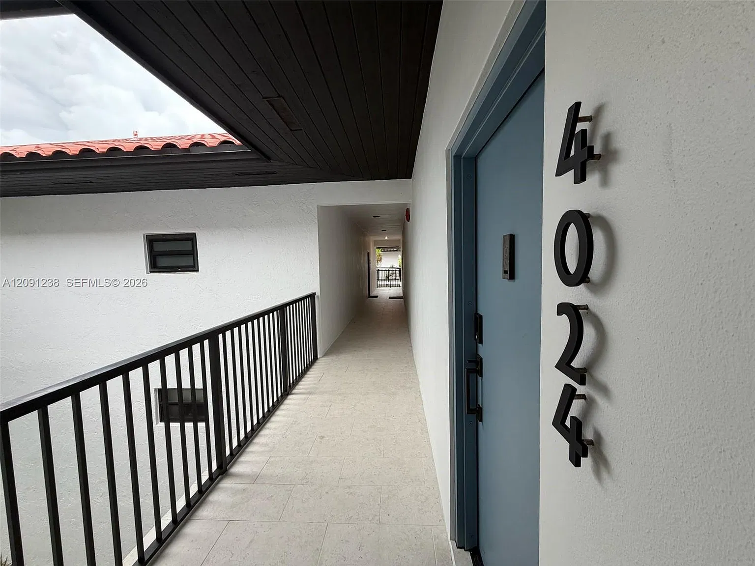 Ocean Village Condo — Photo 2
