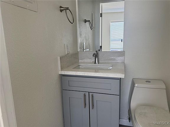 4th image of 2030 Coronado Dr