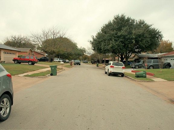 5th image of 1000 Avington Ct