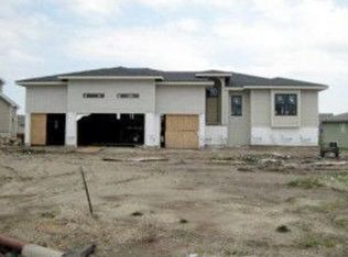501 NW Watercrest Ct, Ankeny, IA 50023