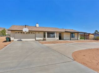 16785 Candlewood Rd, Apple Valley, CA 92307