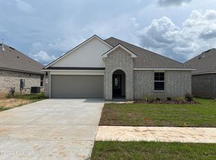 102 Bur Oak Dr, Lafayette, LA 70507