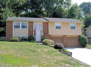 377 Tara Dr, Pittsburgh, PA