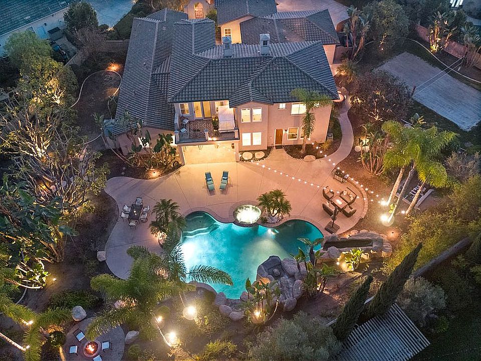 1st image of 9671 Lario Ln