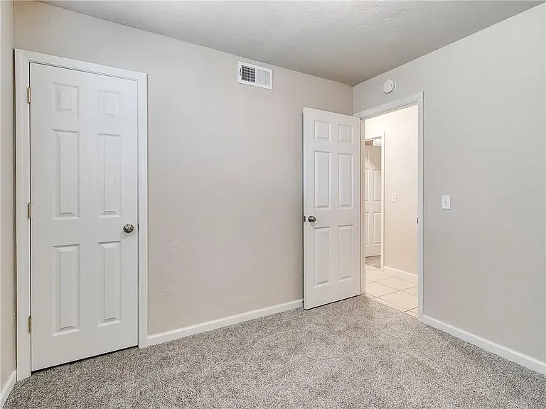 1149 SE 23rd St — Photo 3