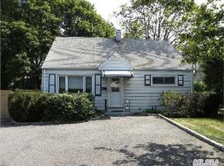 287 Jackson Ave, Syosset, NY 11791