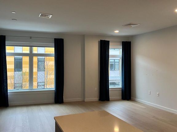 3rd image of 6 Lisbon St Unit 201