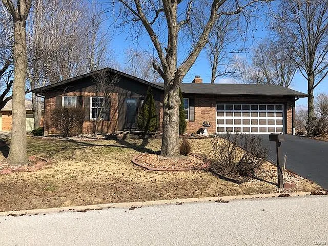 40 Matterhorn Dr photo 1
