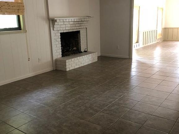 3rd image of 8665 E Parkway S