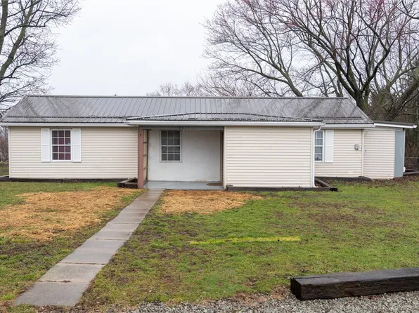 6539 S Route 819, East Huntingdon, PA 15666