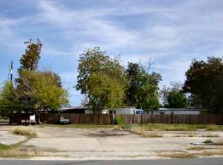 4248 Main Ave, Groves, TX 77619