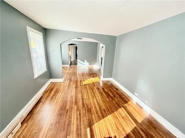 5110 Bellefontaine Ave, Kansas City, MO 64130