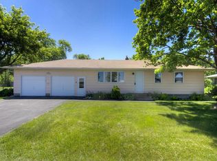 936 E Main St, Anoka, MN 55303