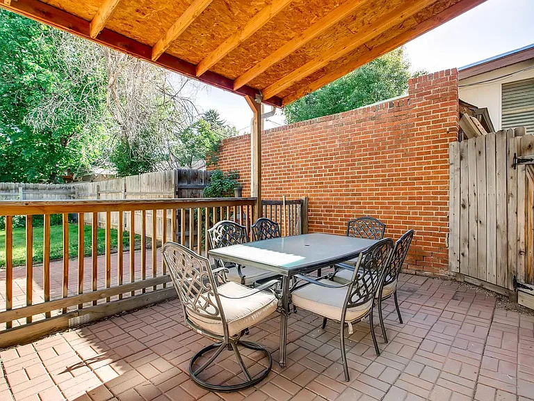 4031 Batavia Pl — Photo 31