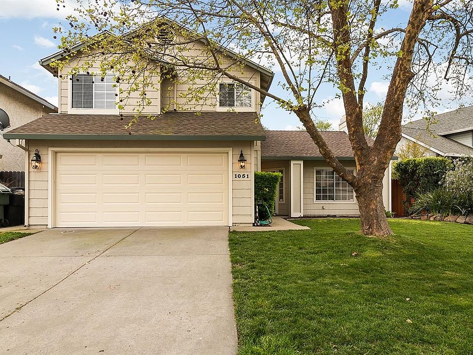 1st image of 1051 McRae Way