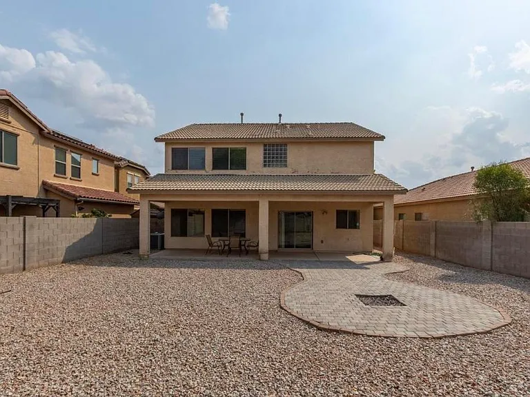 14586 W Mauna Loa Ln — Photo 23