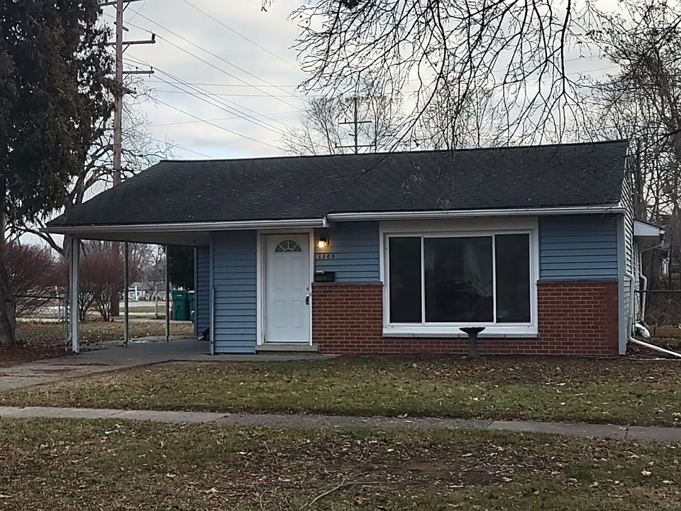 1st image of 1005 Zephyr St