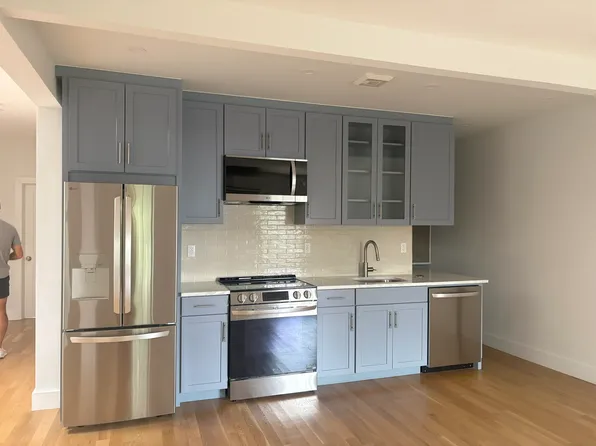 14 Schermerhorn Street image 1 of 9