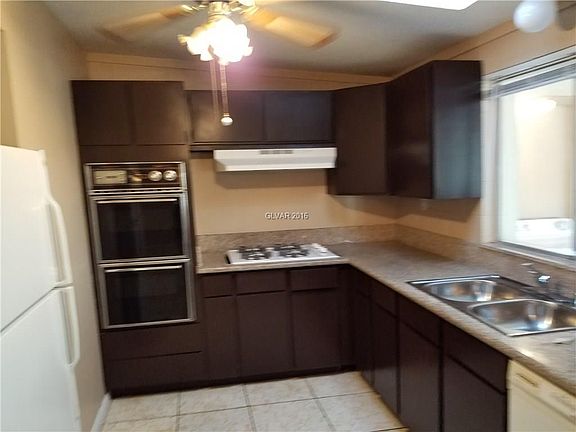 3rd image of 2299 Palma Vista Ave #0