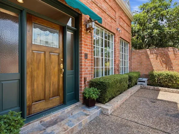 1422 Nantucket Dr APT A, Houston, TX 77057