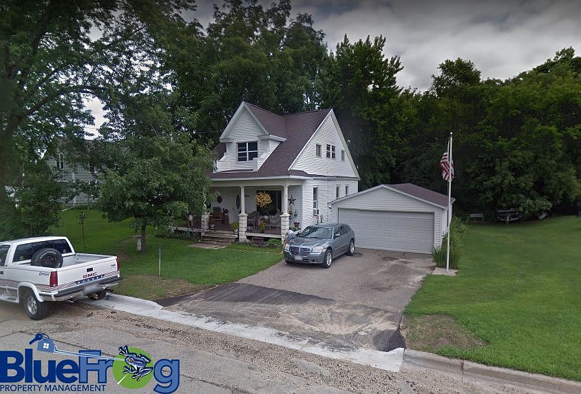 2nd image of 1614 S Division St