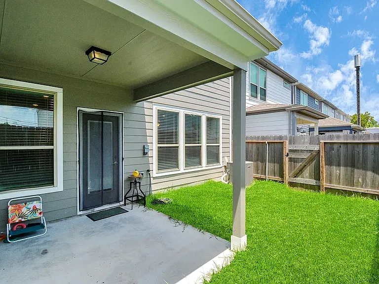 1722 Summerlyn Terrace Dr — Photo 36