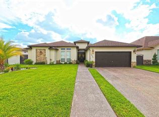 7404 Sylvia Plath Dr, Laredo, TX 78041