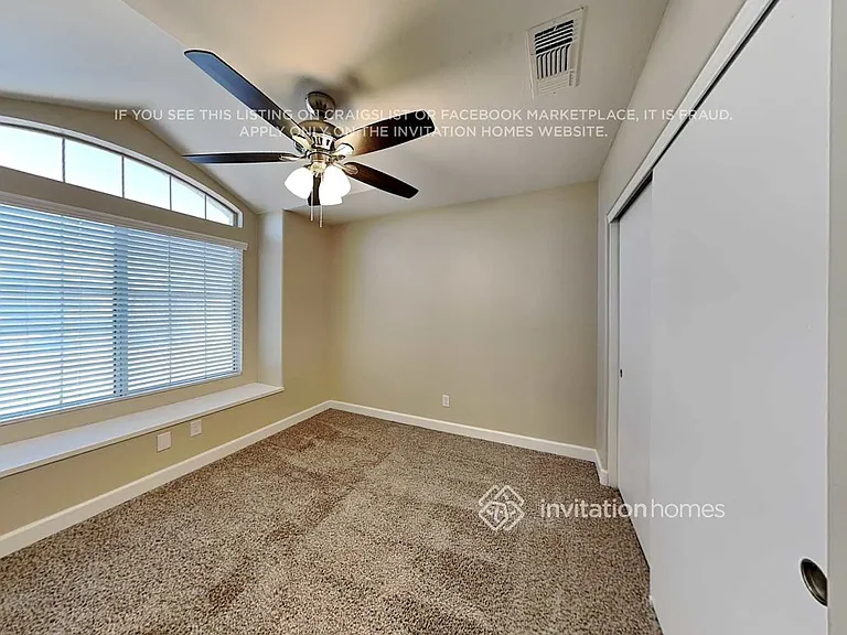 1140 N Leoma Ln — Photo 13