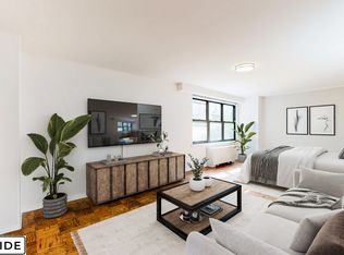 240 E 82nd St APT 5G, New York, NY 10028