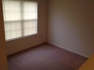 75 Hammocks Dr, Fairport, NY 14450