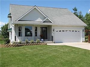 1st image of 840 Amy Dr