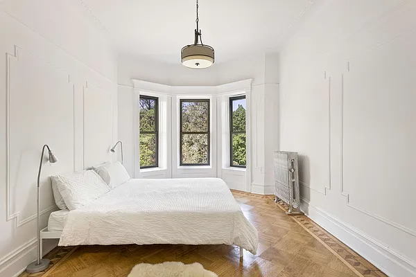 Rented by Compass | media 8