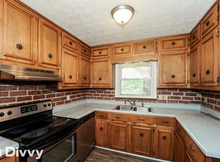 106 Parkwood Dr, Stockbridge, GA 30281