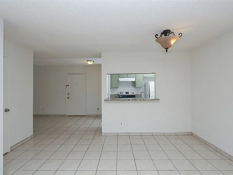 330 Chapel Ave #105 — Photo 6