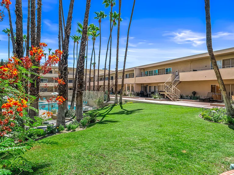 277 E Alejo Rd #219 — Photo 39