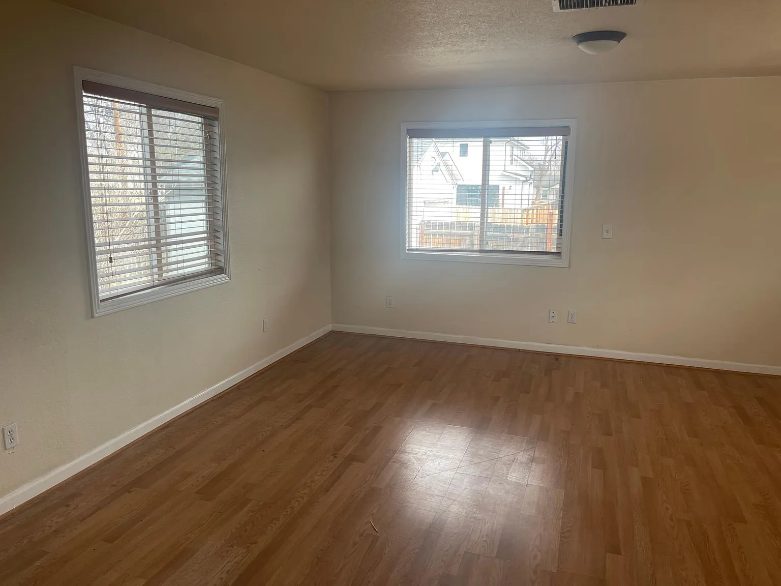 2236 Ingalls st — Photo 4