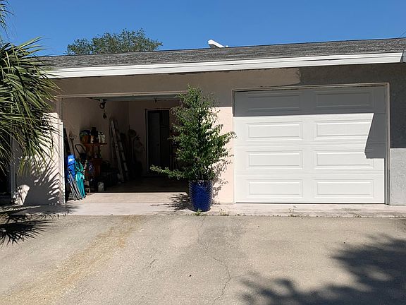 4th image of 302 Parkdale Dr