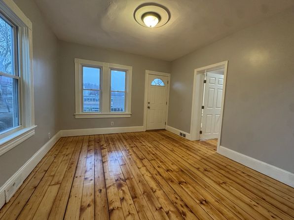 58 Division St APT 1