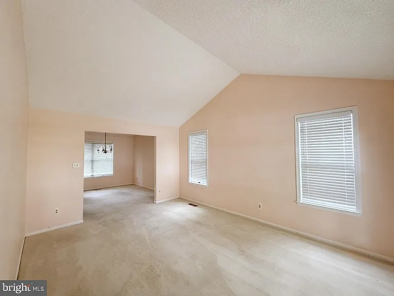 5 Hunters Ct — Photo 21