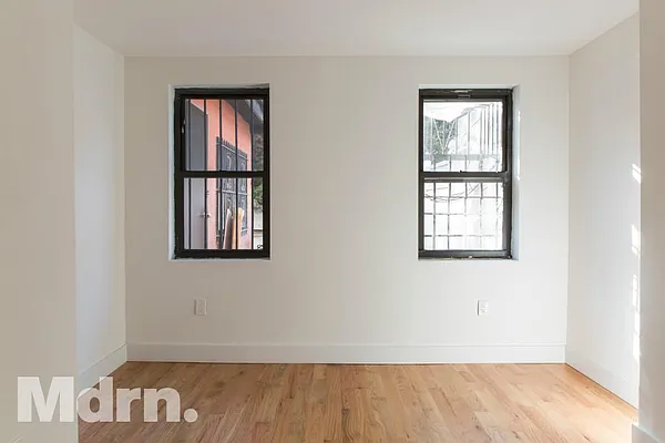 Rented by Mdrn Residential | media 16