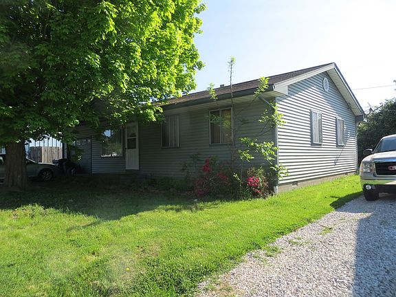 2nd image of 122 Martin Dr