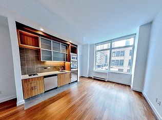 606 W 42nd St APT 310, New York, NY 10036