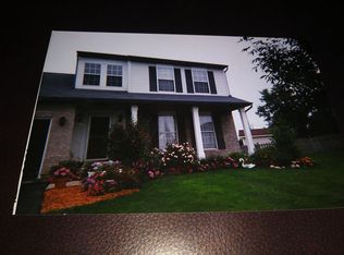 124 Dickens Trl, Elgin, IL 60120