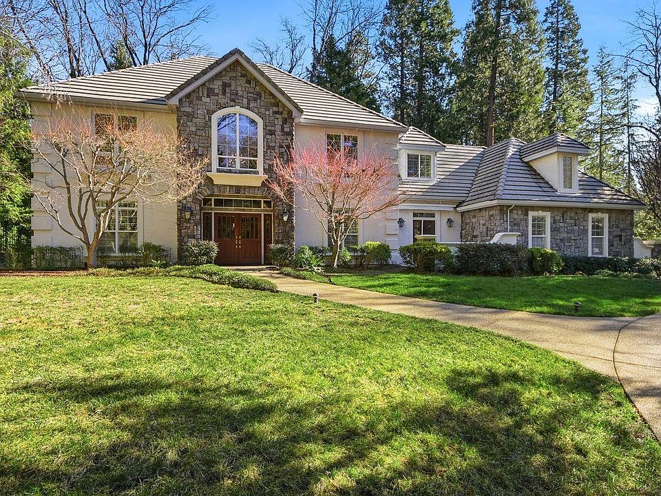 1st image of 13065 Somerset Dr