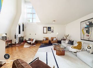 376 Columbus Ave #1B, New York, NY 10024
