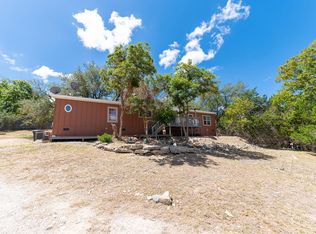 136 Drew Ln, Kerrville, TX 78028
