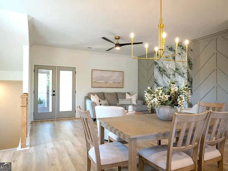 1315 Sydney Oaks Dr — Photo 4
