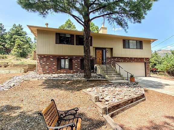 3rd image of 3195 N Riviera Way