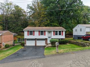 762 Cedarwood Dr, Pittsburgh, PA 15235