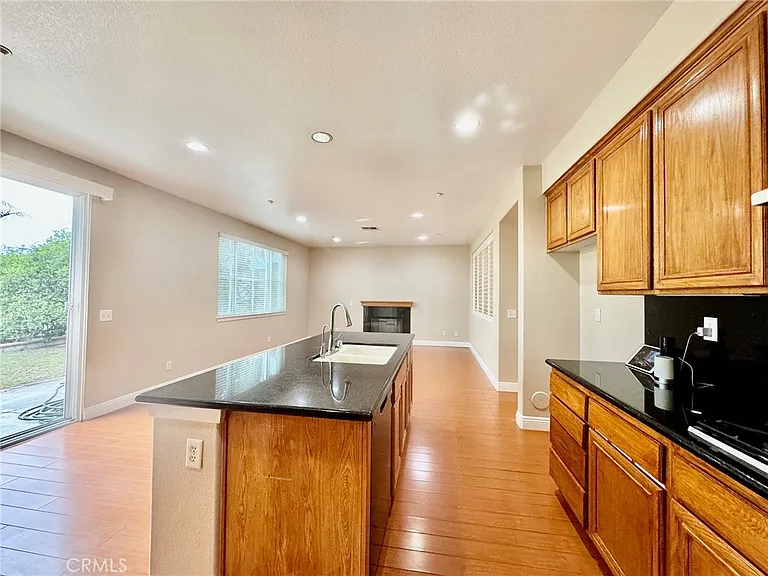 6076 Brookside Way — Photo 8